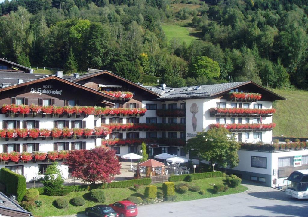 Hotel St. Hubertushof Zell am See Exterior foto